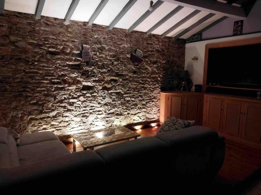 Charmante Maison Atypique En Village Saint-Colombin Экстерьер фото